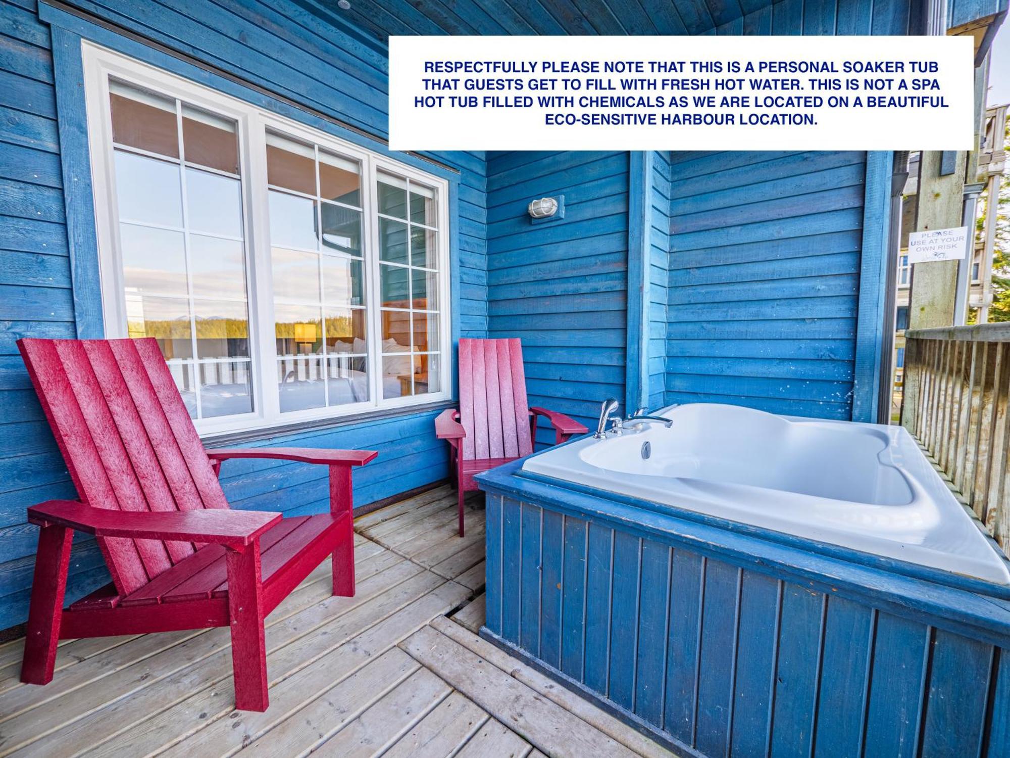 Waters Edge Shoreside Suites Ucluelet Exterior foto